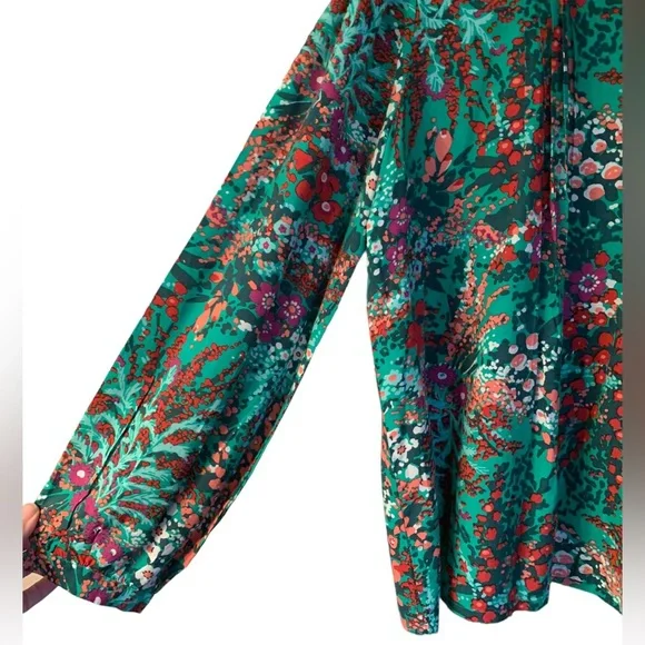 Banjanan Green Floral Blouse - Picture 5 of 11